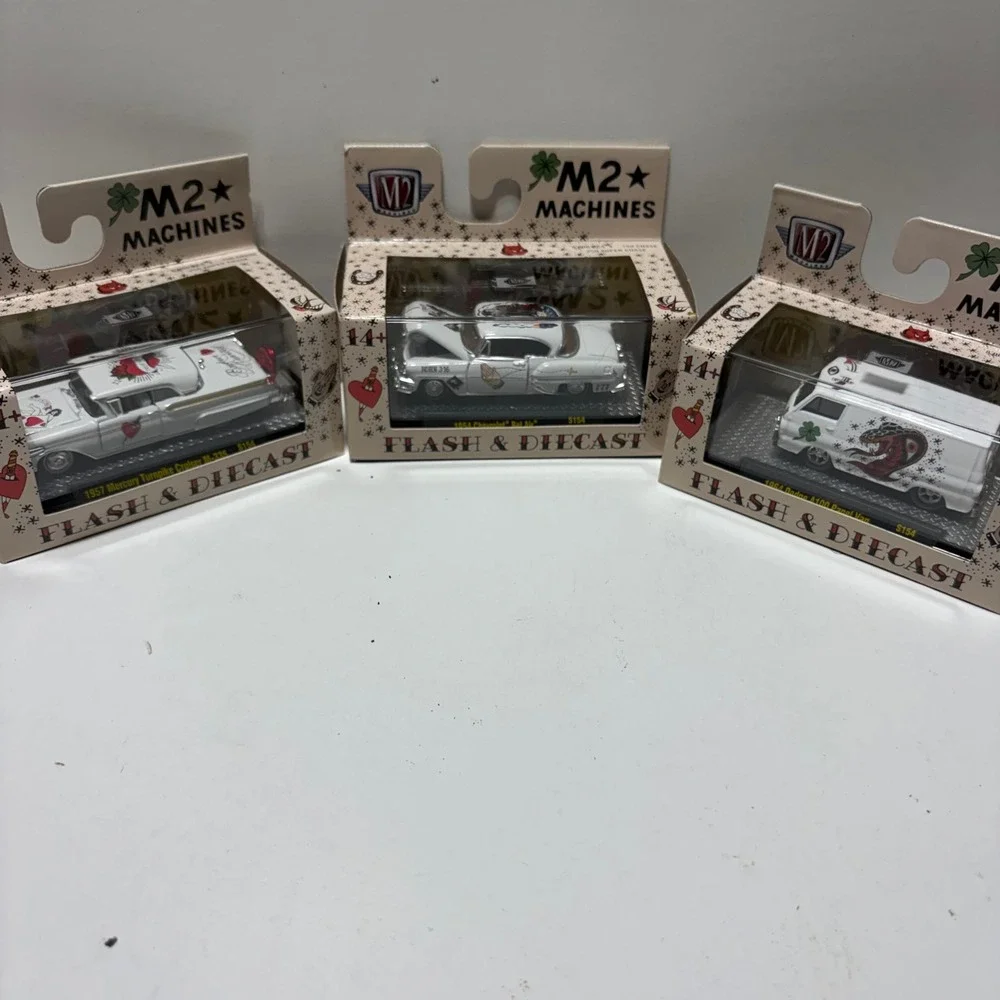 M2 Machines Flash Diecast LOT3 Car Lot 1957 Mercury 1954 Chevy 1964 Dodge 1:64